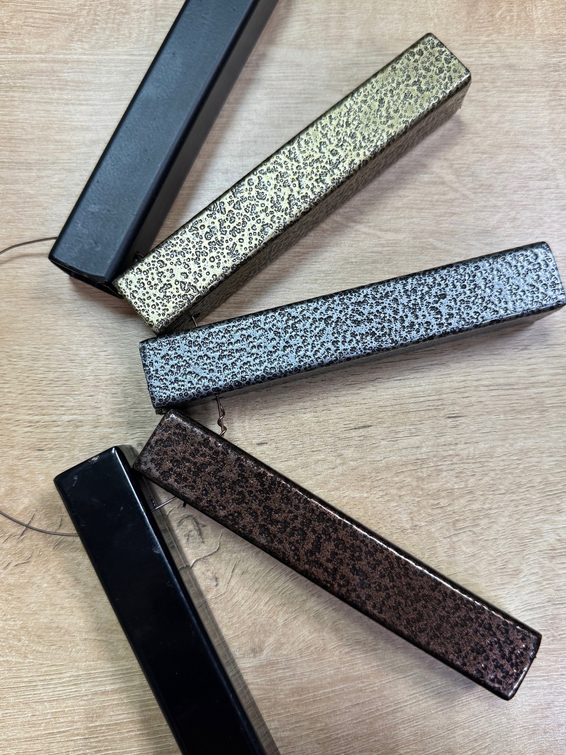 Памятник из карельского гранита Памятник с гравированным портретом